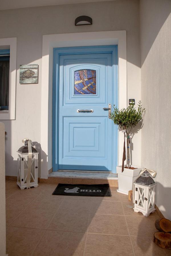 Sunrise Santorini Apartment Emporio (Santorini)